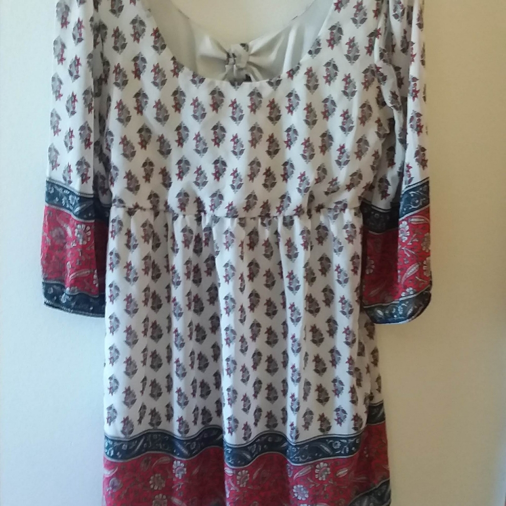 Women's Socialite White & Floral Dress Size Large